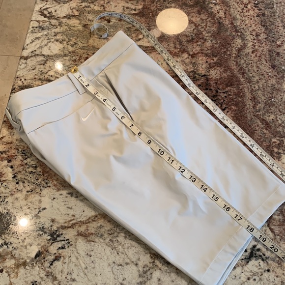 Nike Dri-Fit women’s golf short, size 4 - Picture 7 of 7